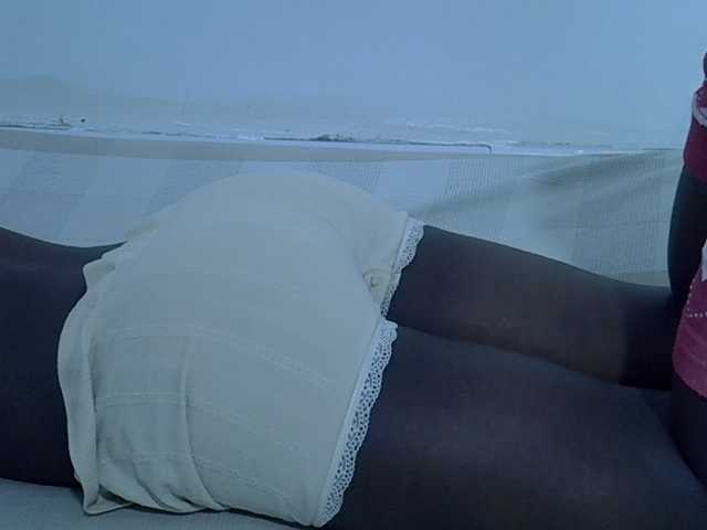 sexyass20 live cam on BongaCams