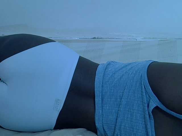sexyass20 live cam on BongaCams