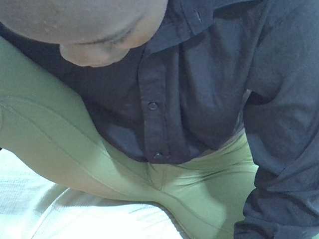sexyass20 live cam on BongaCams