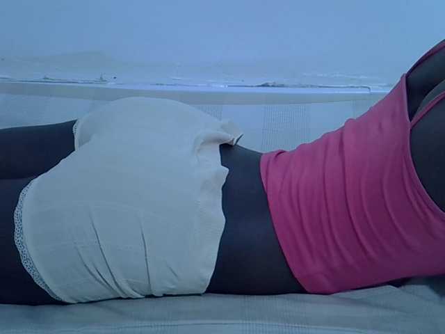 sexyass20 live cam on BongaCams