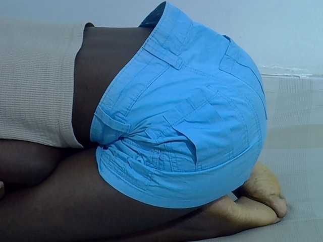 sexyass20 live webcam show