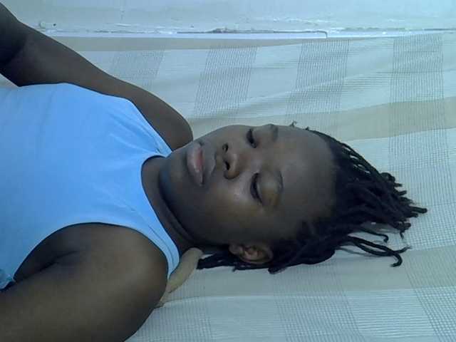 sexyass20 live cam on BongaCams