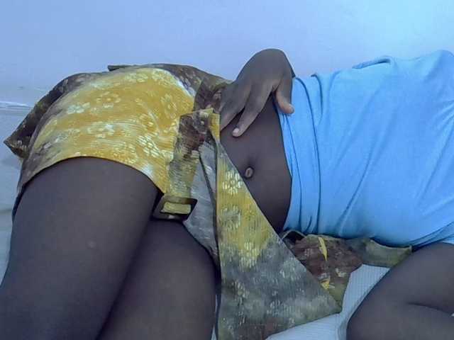 sexyass20 live cam on BongaCams