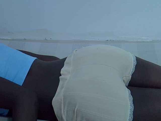 sexyass20 live cam on BongaCams
