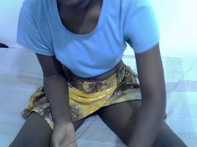 sexyass20 live cam on BongaCams