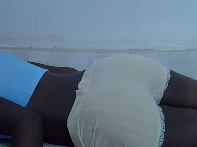 sexyass20 live cam on BongaCams