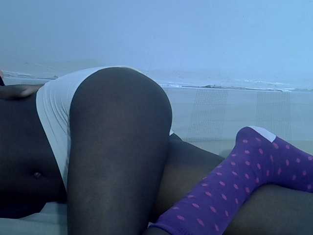 sexyass20 live cam on BongaCams