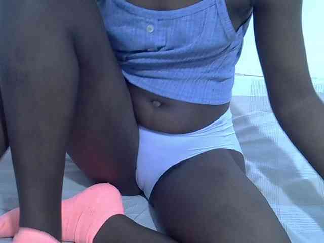 sexyass20 webcam