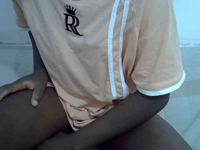 sexyass20 webcam