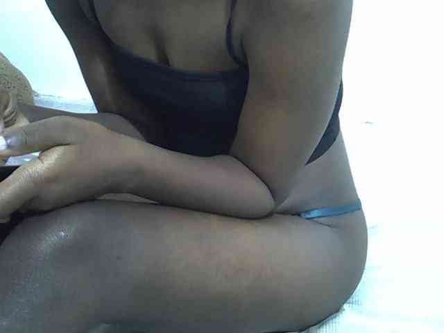 sexyass20 webcam