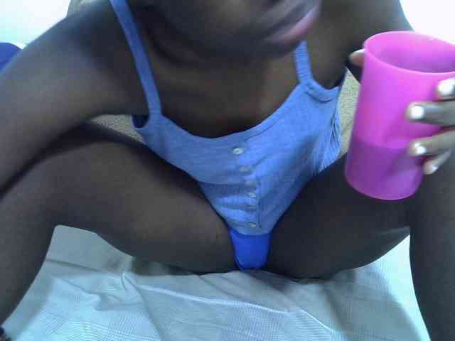 sexyass20 webcam