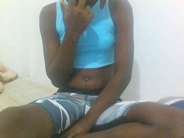 sexyass20 webcam