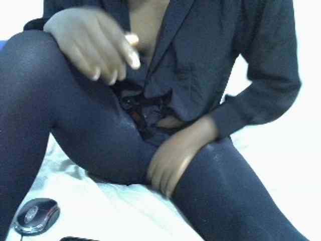 sexyass20 webcam