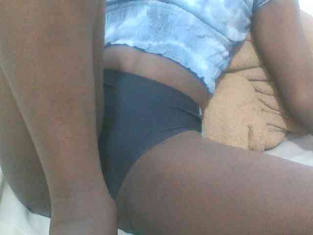 sexyass20 webcam