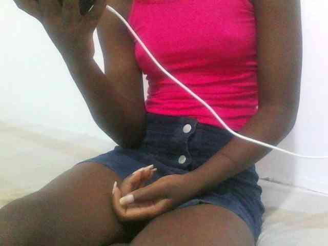 sexyass20 webcam