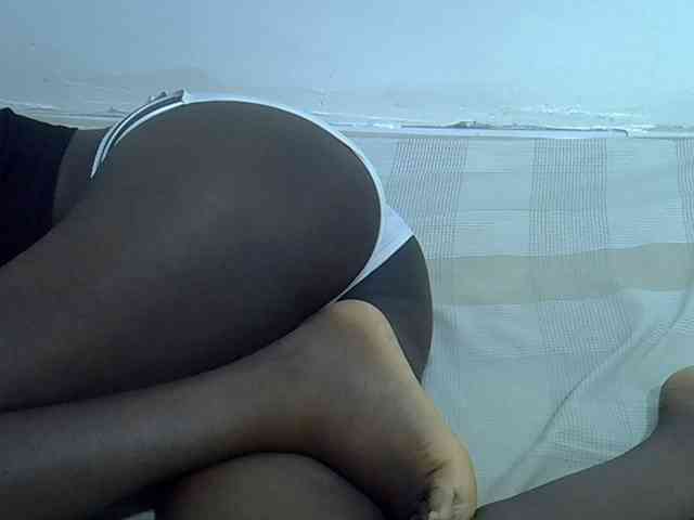 sexyass20 webcam