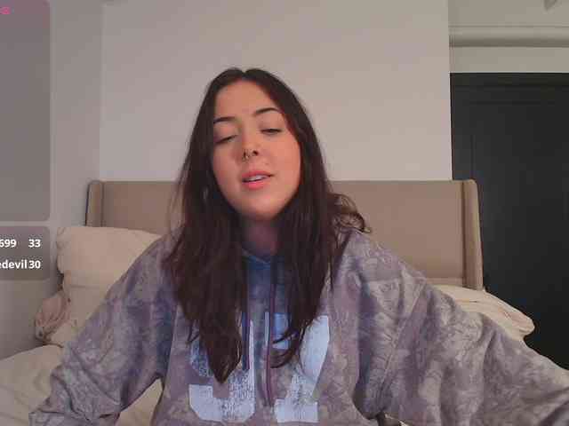 Liloshroxy webcam