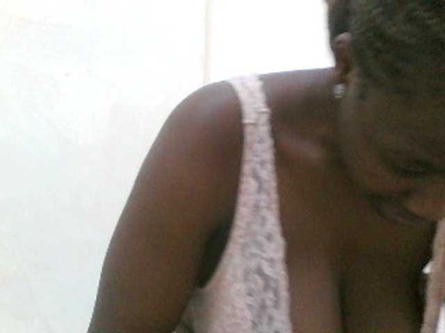 Bigboobs77's BongaCams show and profile