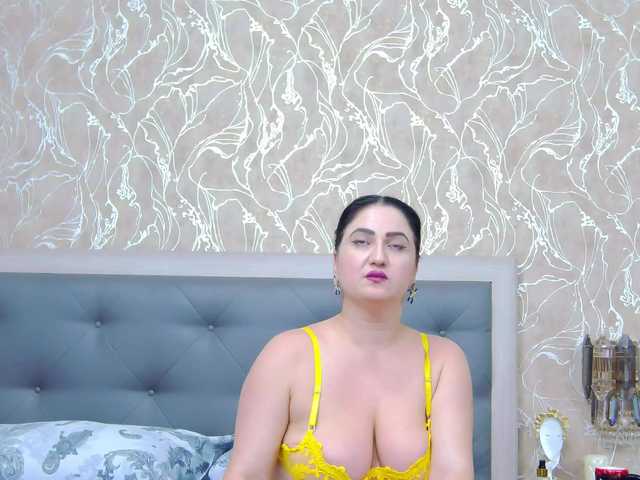 Sex chat gratuit in direct cu CassidyVelvet pe BongaCams