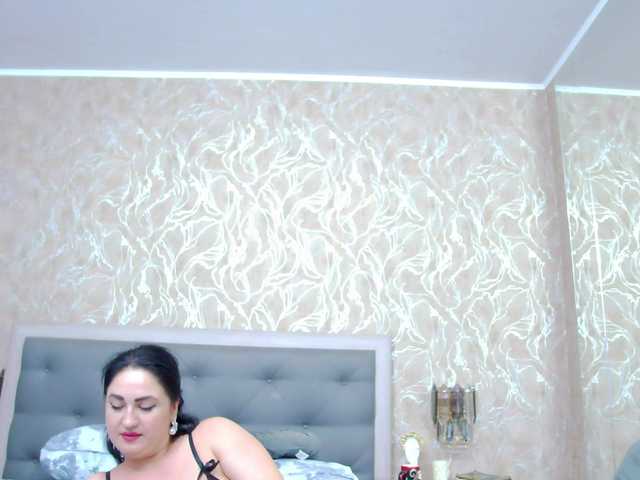 Sex chat gratuit in direct cu CassidyVelvet pe BongaCams