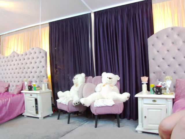CassidyVelvet live cam on BongaCams