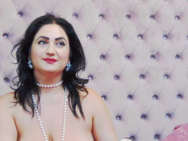Sex chat gratuit in direct cu CassidyVelvet pe BongaCams