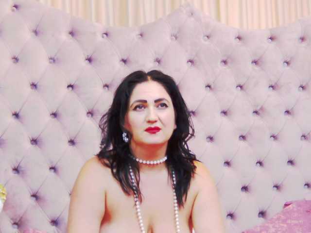 CassidyVelvet live cam on BongaCams