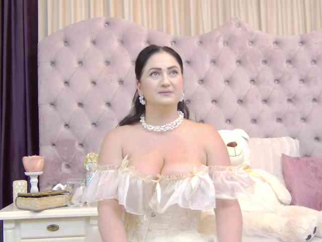 Modella: CassidyVelvet