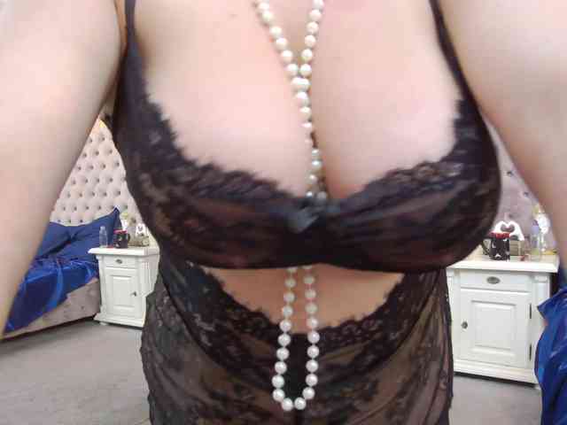CassidyVelvet webcam
