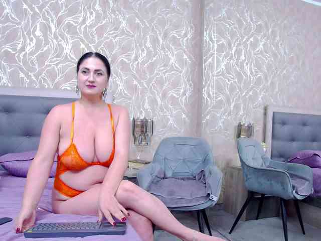 Modella: CassidyVelvet