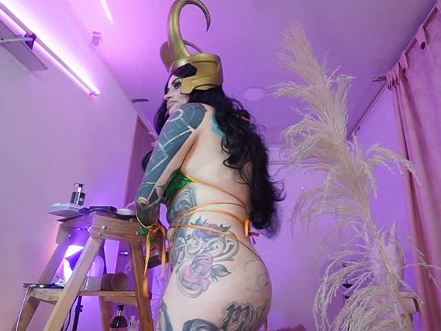 Angelacianuro, live now on BongaCams