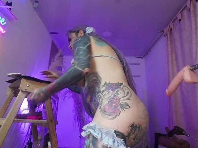 Angelacianuro live cam on BongaCams