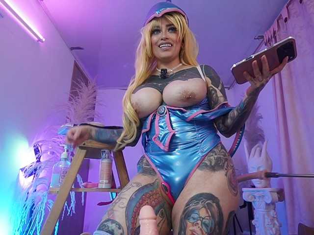 Angelacianuro live cam on BongaCams