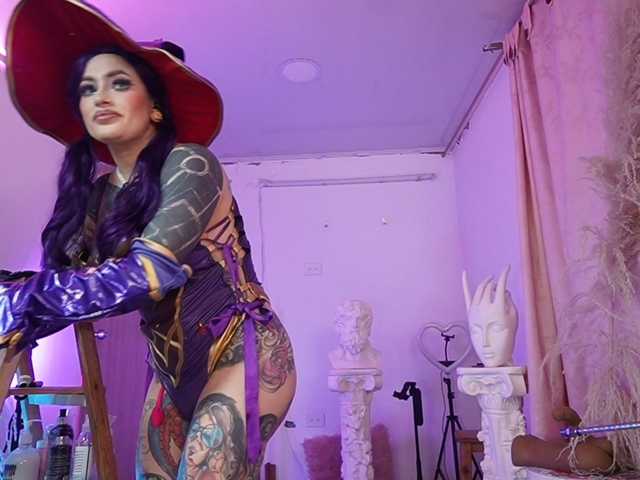 Angelacianuro live cam on BongaCams