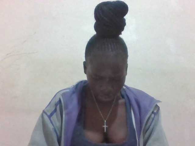 Sugarlips20 live cam on BongaCams