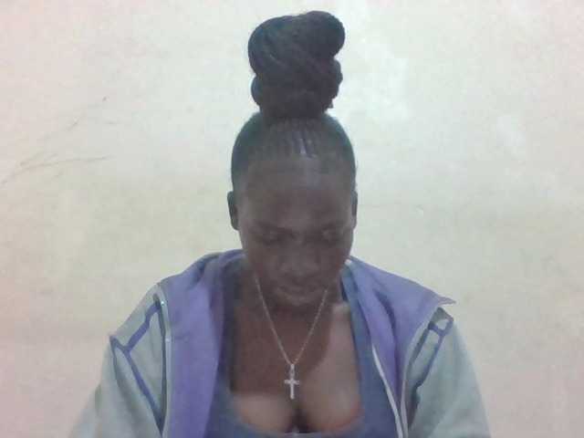Sugarlips20 live cam on BongaCams