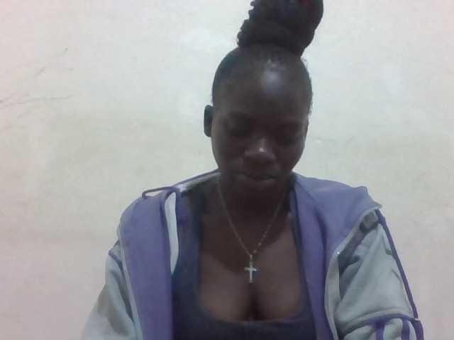 Sugarlips20 live cam on BongaCams