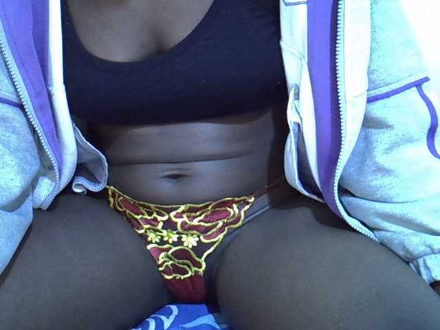 Sugarlips20 Live Cam on BongaCams