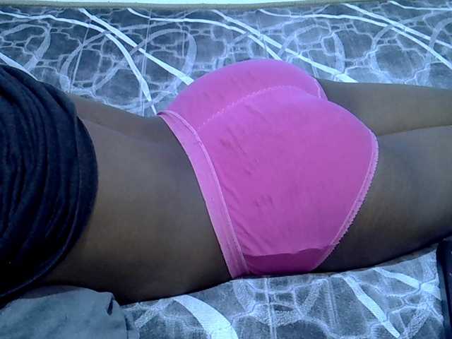 Crazychic live cam on BongaCams