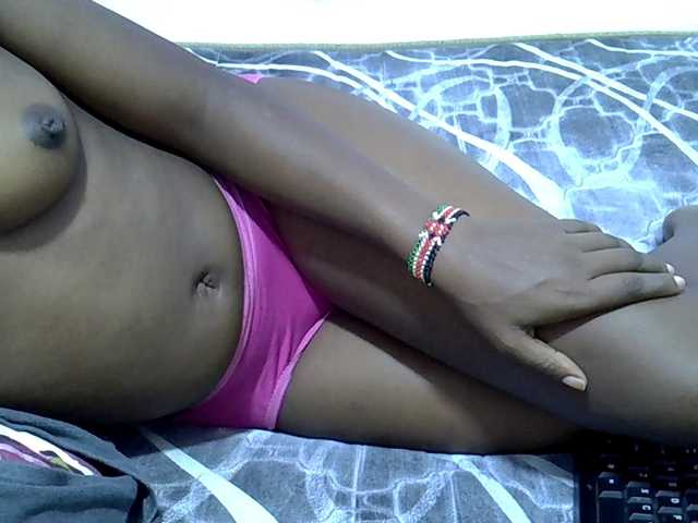 Crazychic live cam on BongaCams