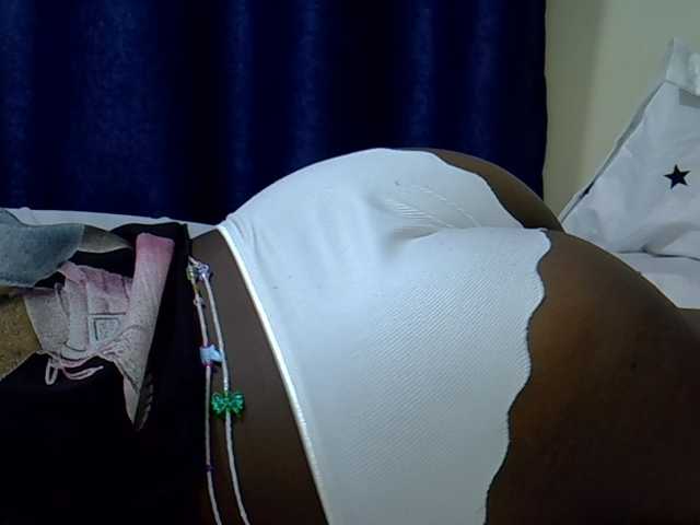 Hotberry, en directo ahora en BongaCams
