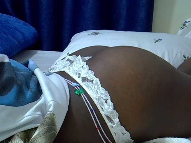 Hotberry live cam on BongaCams