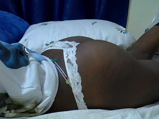 Hotberry live cam on BongaCams