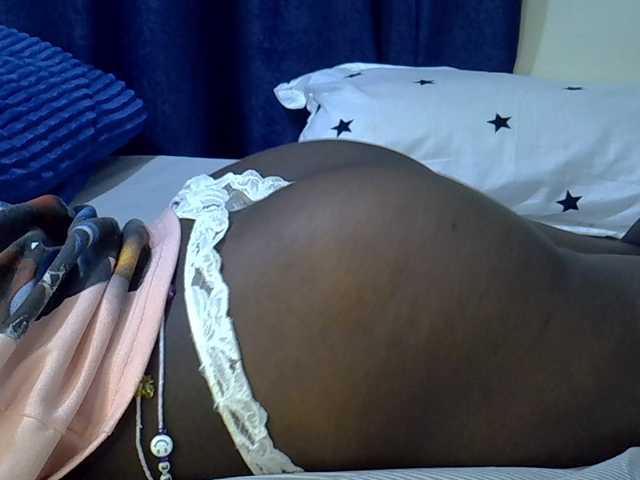 Hotberry live cam on BongaCams