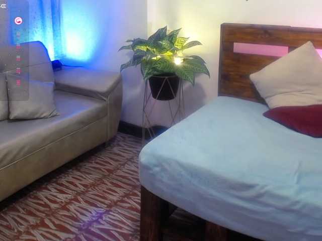 Yeseniaa25