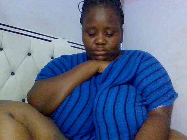 Bursty-Monique webcam