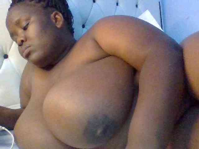 Bursty-Monique webcam