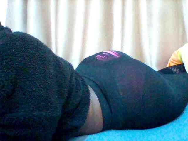 Sexybigass3 webcam