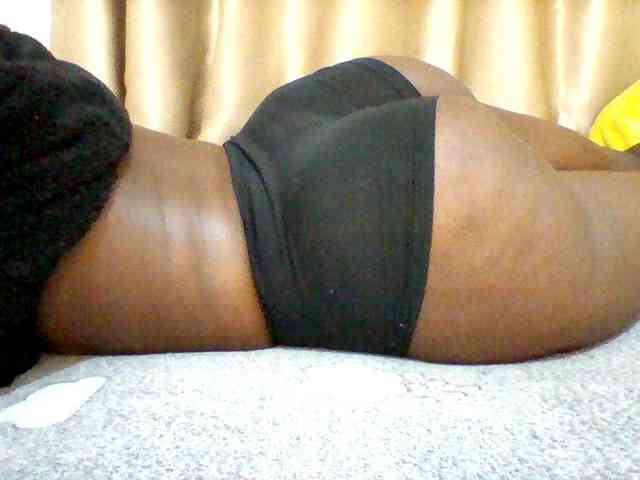 Sexybigass3 webcam
