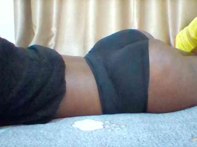 Sexybigass3 webcam